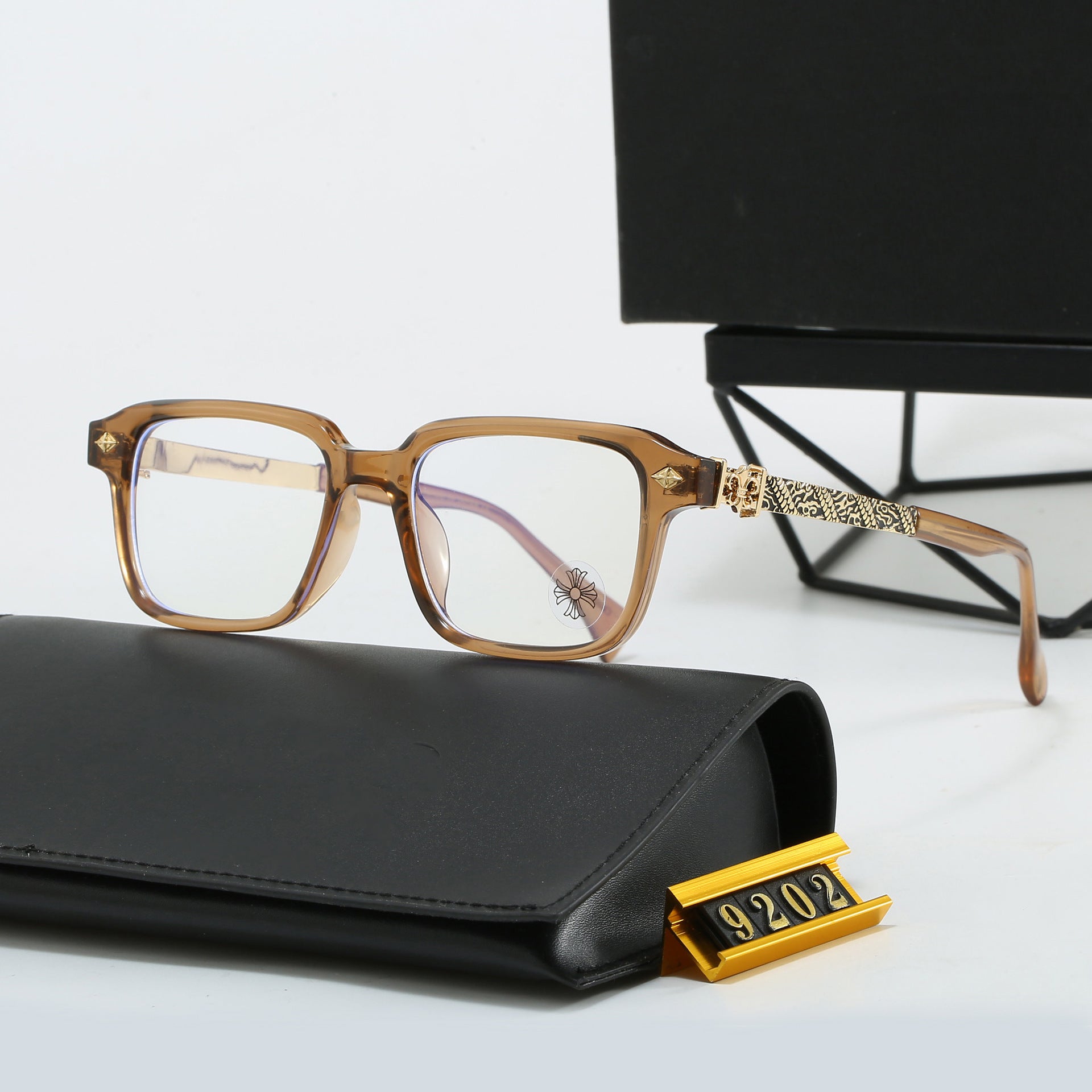 New European and American Hot-Selling Kroha High-End Flat Glasses Designer Eyewear Unisex Driving Street Photography9202