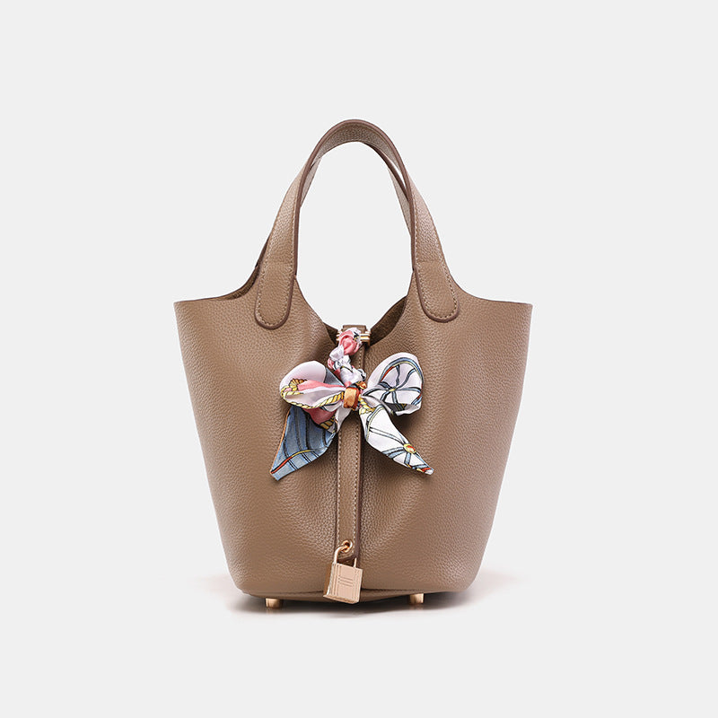 European and American Large Capacity Handbag Classic Fashion Women's Bag Niche Versatile Trendy Lychee Pattern Basket Shoulder Crossbody Bag