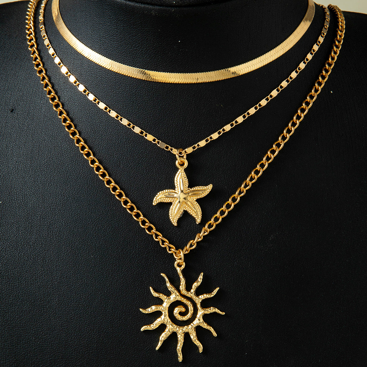 European and American Fashion Jewelry Double Layer Stacked Sunflower Pendant Necklace Simple Flat Snake Necklace Wholesale