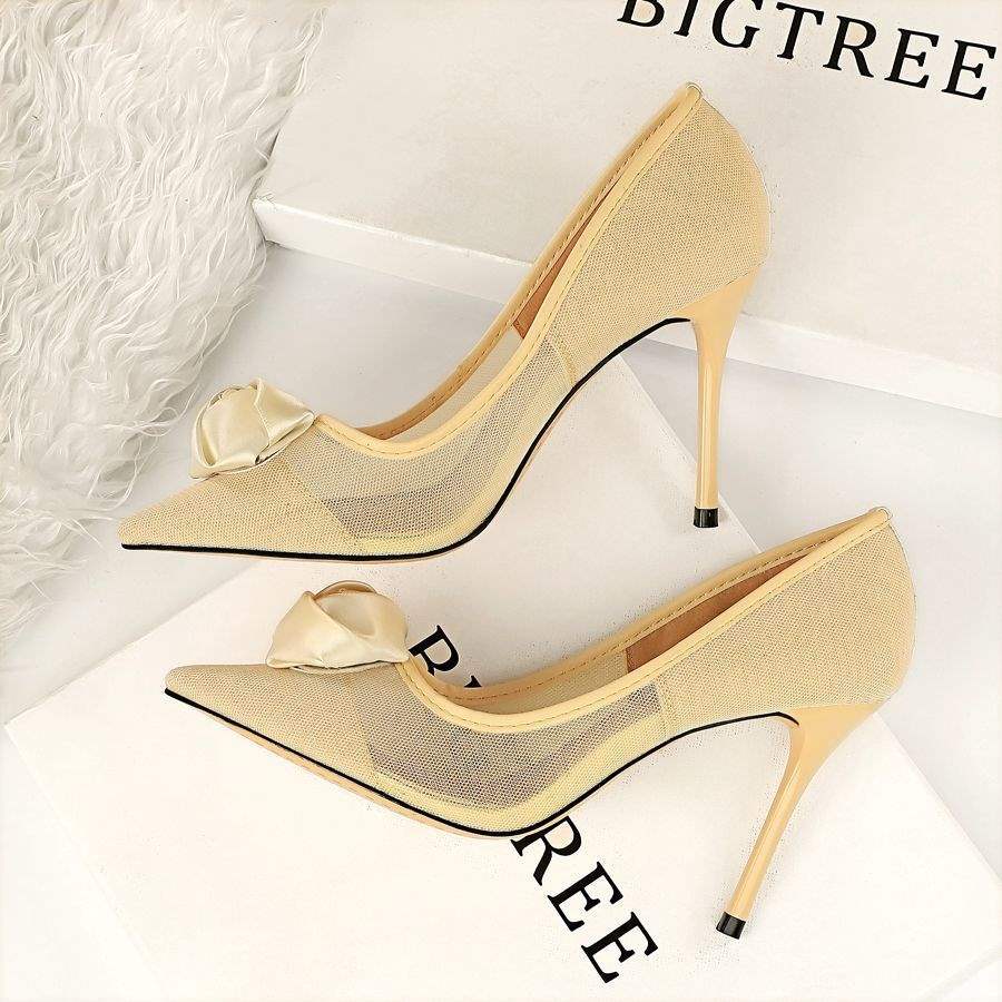 New Black Mesh High Heels Transparent Pure Desire Sexy Women Thin Heels Niche Hollow Pointed Flower Girl