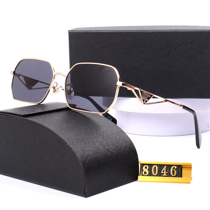 New Metal Sunglasses for Men and Women Classic Elegant Versatile Sunglasses Travel UV Protection Double Bridge Sunglasses Hot