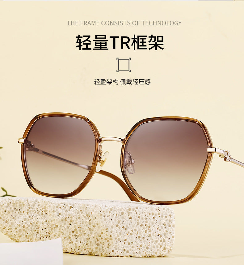 2025New European and American Fashion Square Frame Polarized Sunglasses for Women, Trendy Street Style, Sun Protection Sunglasses for Women Wholesale