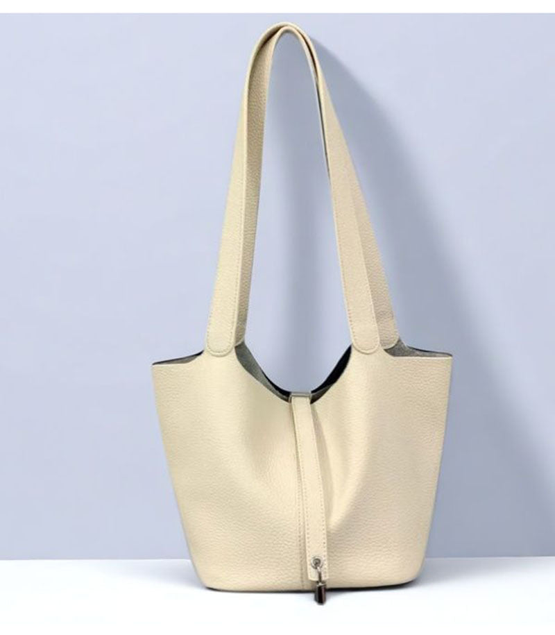 2025New Basket Bag for Women, High-End Niche Design, Large Capacity Bucket Bag, Top Layer Cowhide Handbag