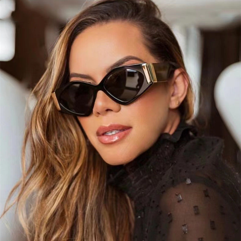 European and American style sunglasses for women trendy high-end feel ins Trendy Fashion Sunglasses for Women Wholesale sunglasses