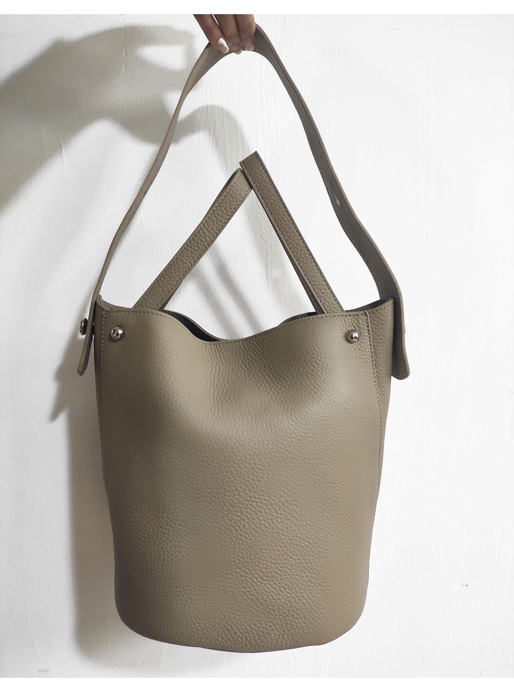 Guangzhou Genuine Leather Women's Bag Large Capacity Tote Bag Top Layer Cowhide Bucket Bag Handheld Shoulder Crossbody Bag Trendy