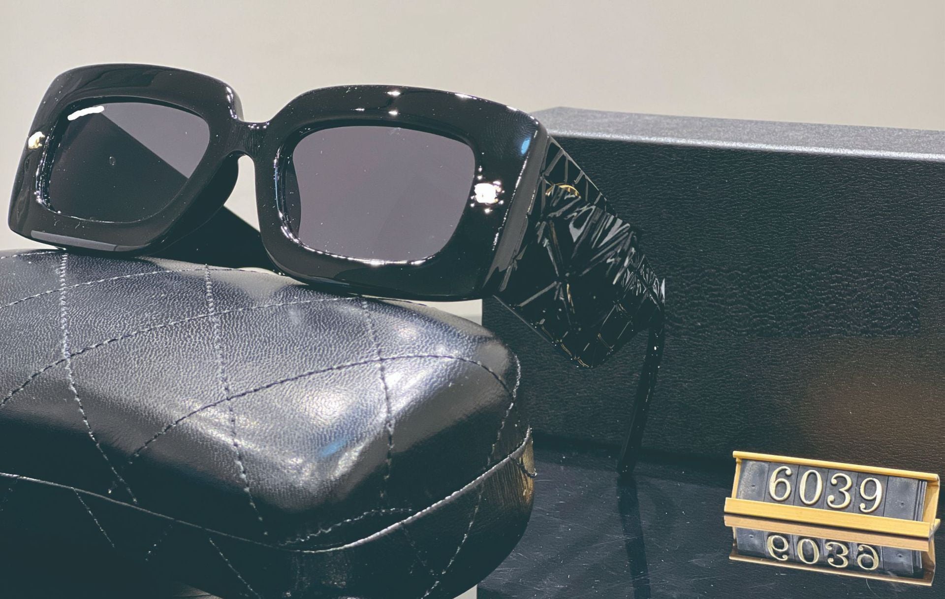 Sunglasses for Women Summer UV Protection Sunglasses for Men Small Face Style Glasses Retro Jelly Color6039Sun Protection Hot Item