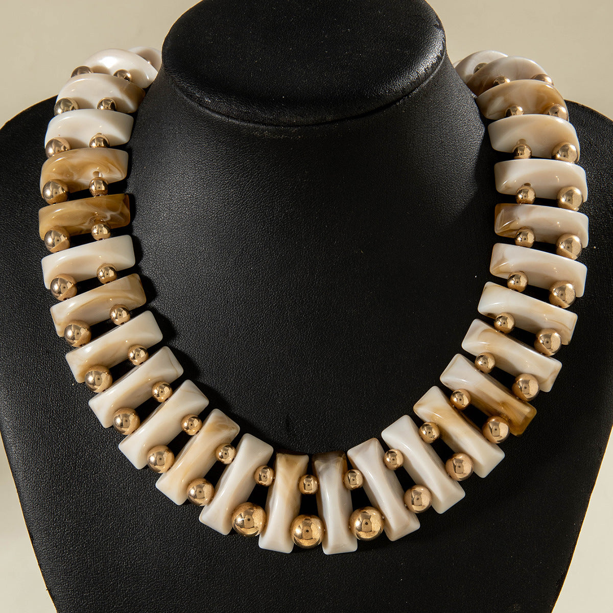 European and American Fashion Trend Exaggerated Necklace Geometric personalized handmade beaded Bohemian style necklace