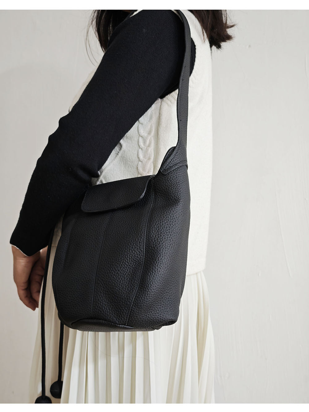 Genuine Leather Bucket Bag2025Autumn and Winter New Women's Bag Casual Fashion Versatile Single Shoulder Crossbody Large Capacity Pumpkin Bag