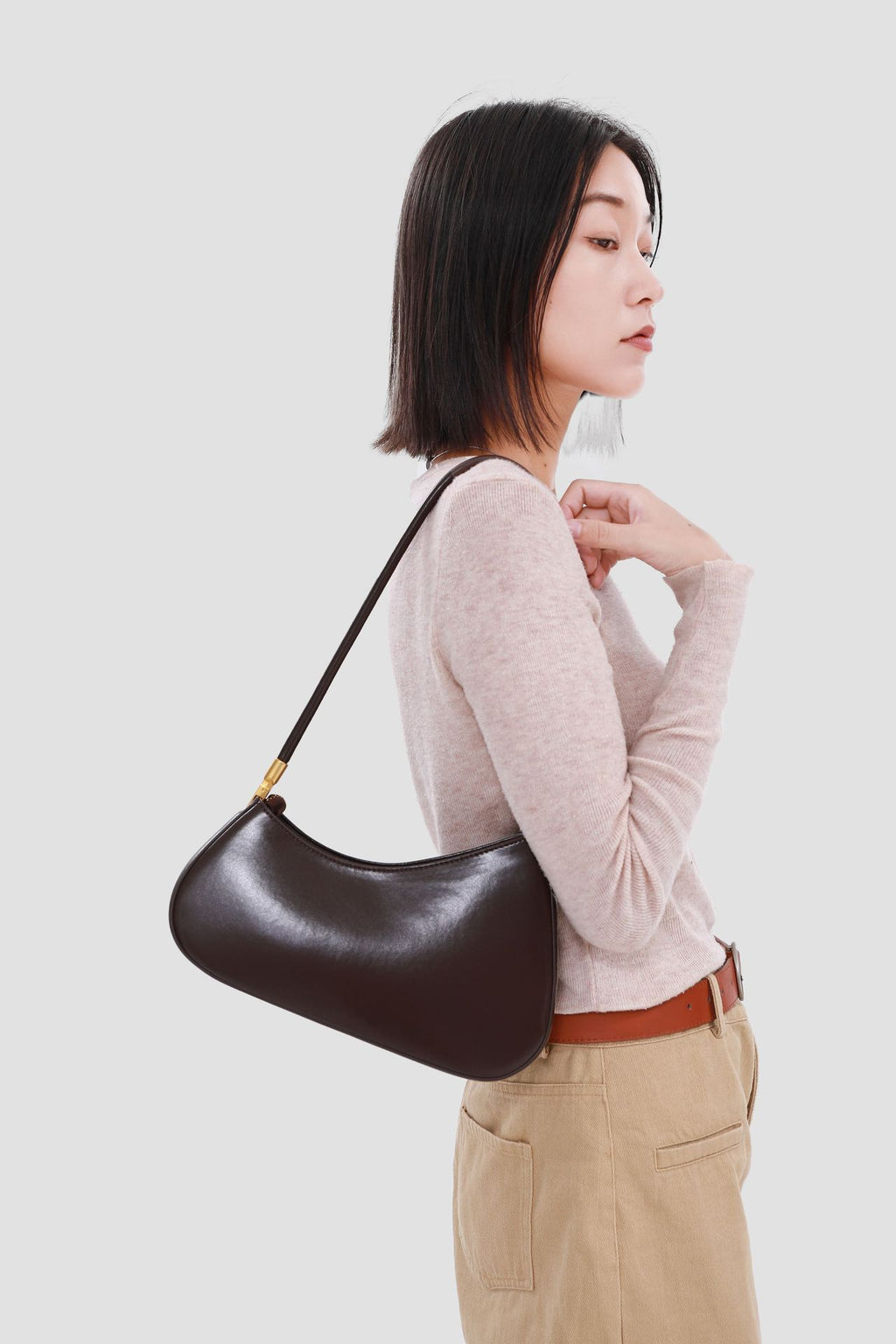 European and American Niche French Retro Underarm Fashion Women's Bag Light Luxury Simple Large Capacity Handbag Women's Single Shoulder Baguette Bag