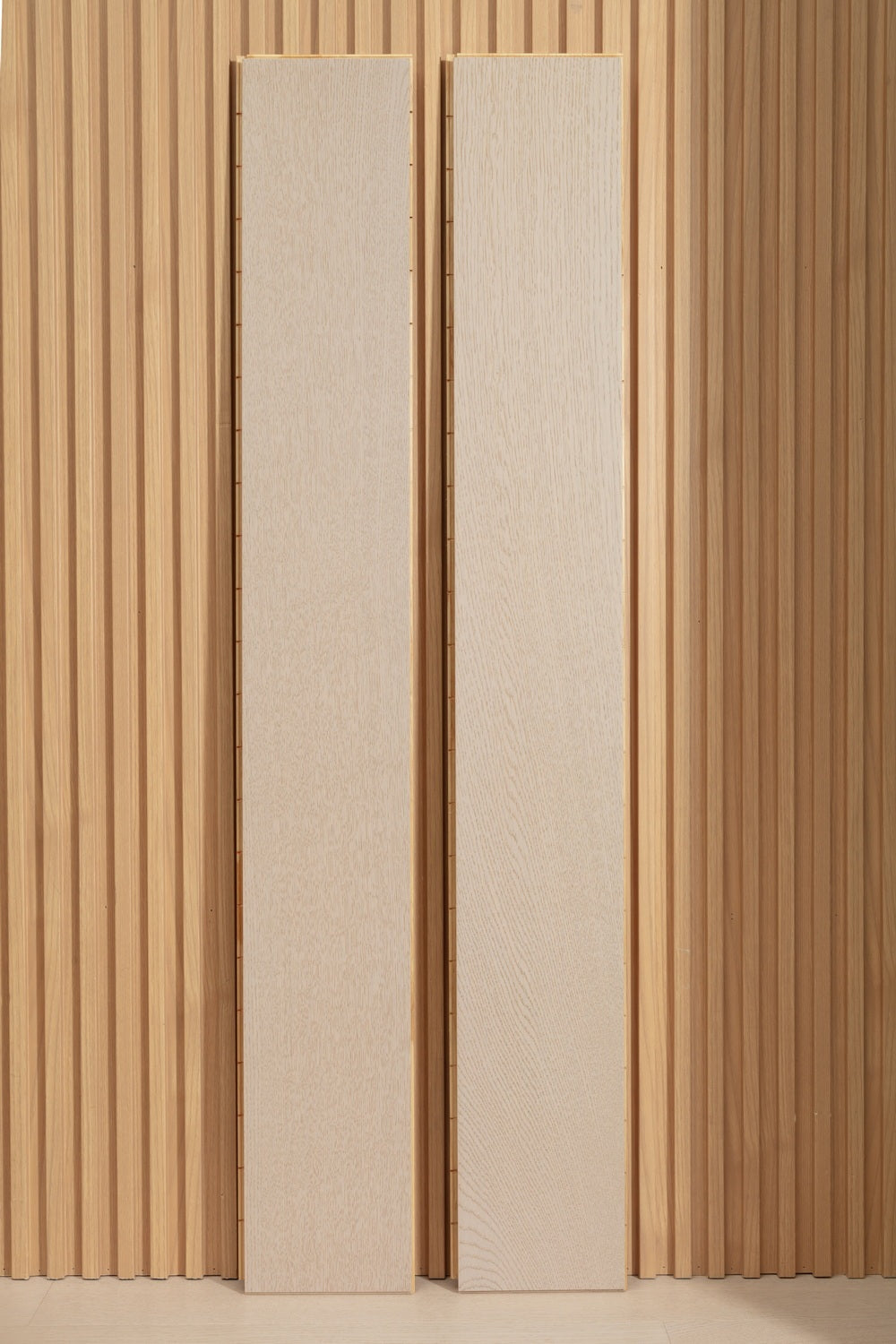 SK 1202 Full Birch Multi-layer Fire-Retardant Substrate Solid Wood Oak Veneer 1.2mm Scratch-resistant Engineered Flooring