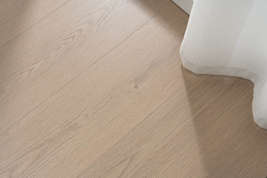 JX8202 Diamond Coating Full Birch Multi-layer Core Oak Grain Engineered Flooring