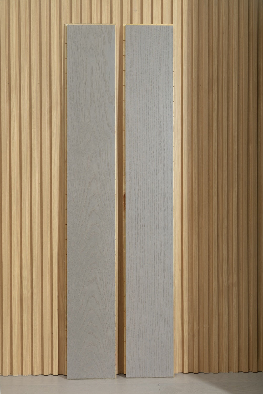 SK 1203 Full Birch Multi-layer Fire-Retardant Substrate Solid Wood Oak Veneer 1.2mm Scratch-resistant Engineered Flooring