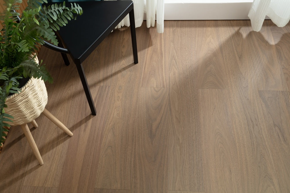 SK 1205 Full Birch Multi-layer Fire-Retardant Substrate Solid Wood Black Walnut Veneer 1.2mm Scratch-resistant Engineered Flooring