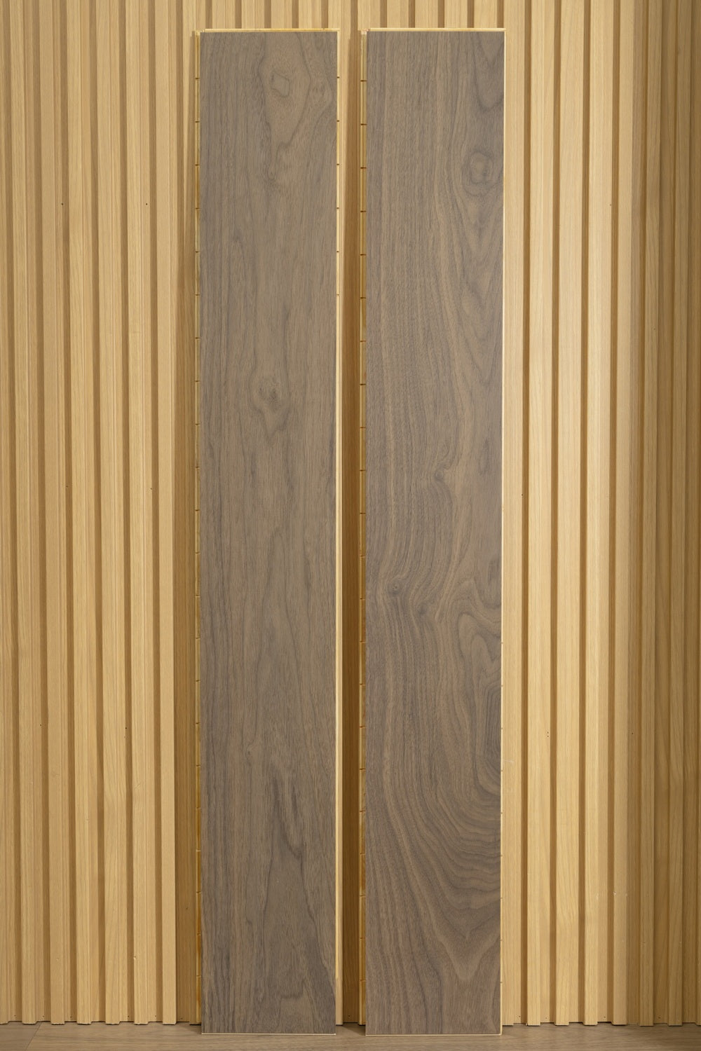 SK 1205 Full Birch Multi-layer Fire-Retardant Substrate Solid Wood Black Walnut Veneer 1.2mm Scratch-resistant Engineered Flooring