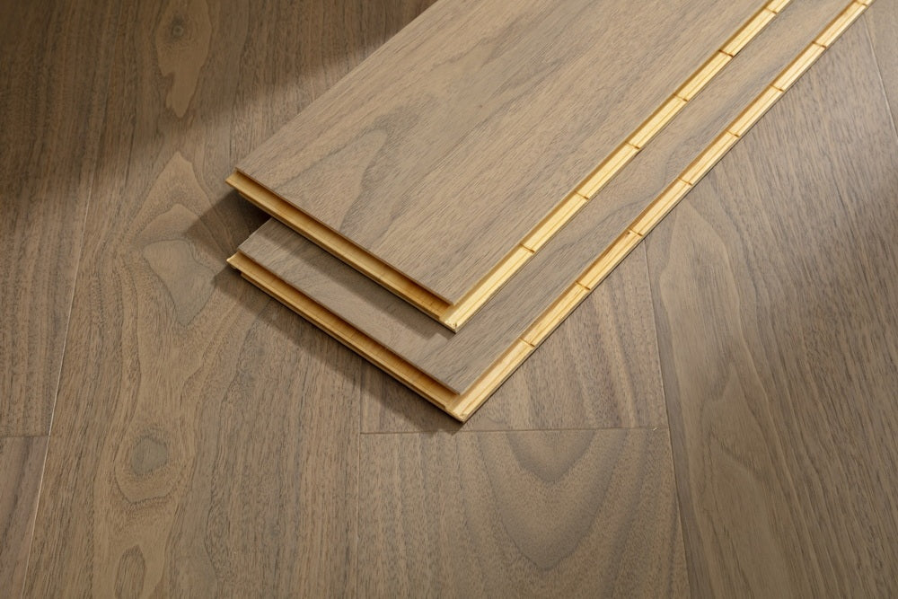 SK 1205 Full Birch Multi-layer Fire-Retardant Substrate Solid Wood Black Walnut Veneer 1.2mm Scratch-resistant Engineered Flooring