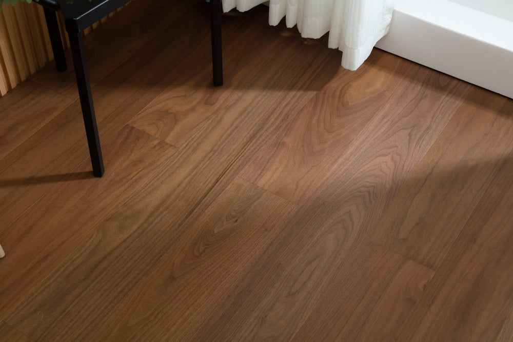 SK 1206 Full Birch Multi-layer Fire-Retardant Substrate Solid Wood Black Walnut Veneer 1.2mm Scratch-resistant Engineered Flooring