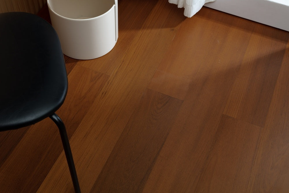 SK 1209 Full Birch Multi-layer Fire-Retardant Substrate Solid Wood Teak Veneer 1.2mm Scratch-resistant Engineered Flooring