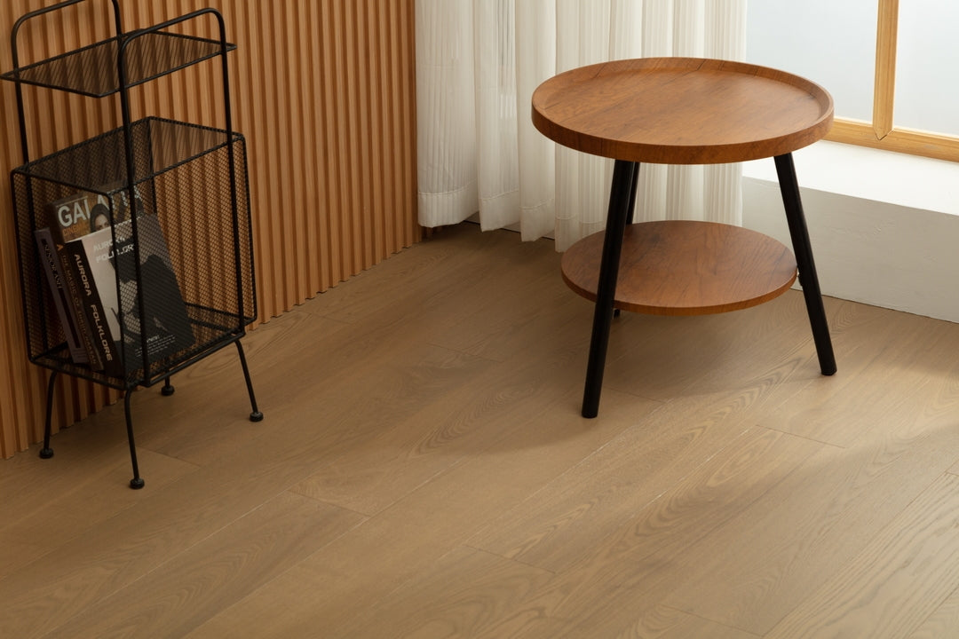 SK 1212 Full Birch Multi-layer Fire-Retardant Substrate Solid Wood European Oak Veneer 1.2 mm Scratch-resistant Engineered Flooring