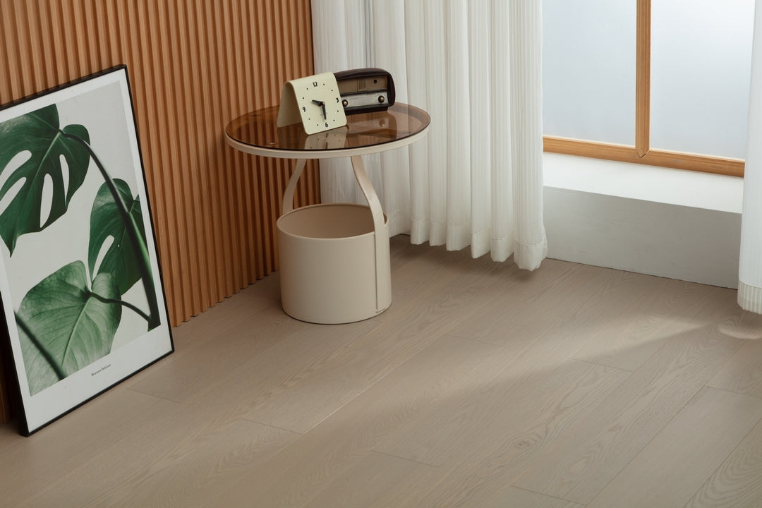 SK 1215 Full Birch Multi-layer Fire-Retardant Substrate Solid Wood European Oak Veneer 1.2 mm Scratch-resistant  Engineered Flooring