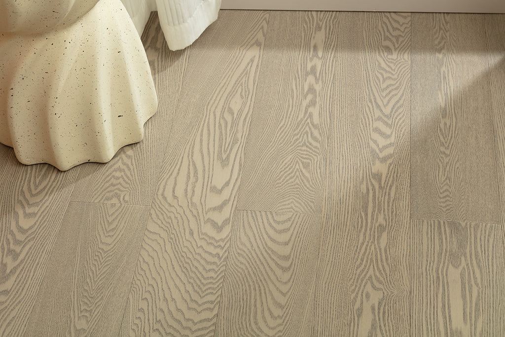 SK 1218 Full Birch Multi-layer Fire-Retardant Substrate Solid Wood European Oak Veneer 1.2 mm Scratch-resistant  Engineered Flooring