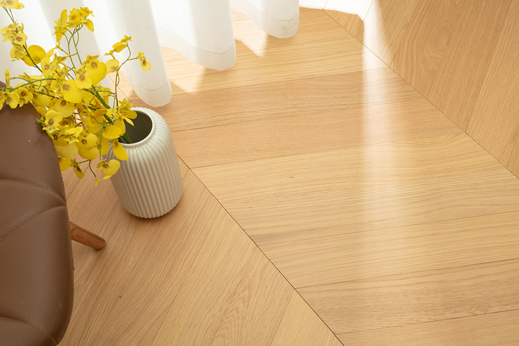 9505 Chevron Art Parquet Full Birch Multi-layer Core Solid Wood Oak Veneer  Engineered Flooring