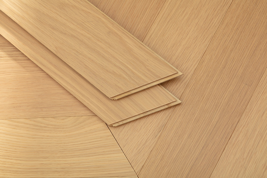 9505 Chevron Art Parquet Full Birch Multi-layer Core Solid Wood Oak Veneer  Engineered Flooring