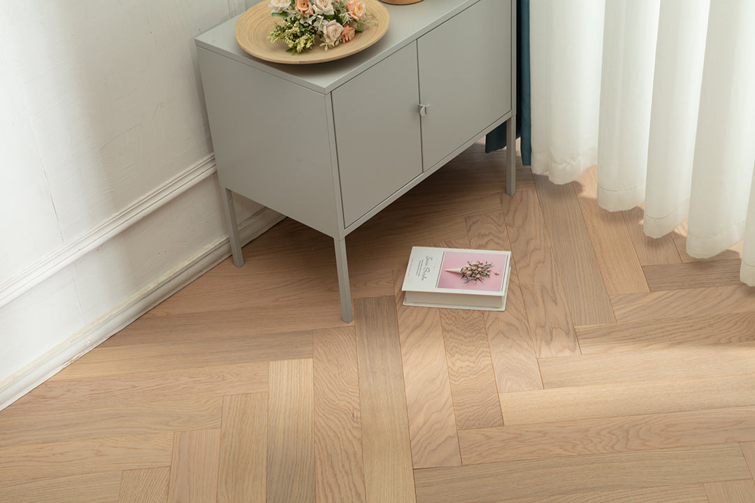 9207 Herringbone Art Parquet  Full Birch Multi-layer Core Solid Wood Oak Veneer Brushed Engineered Flooring