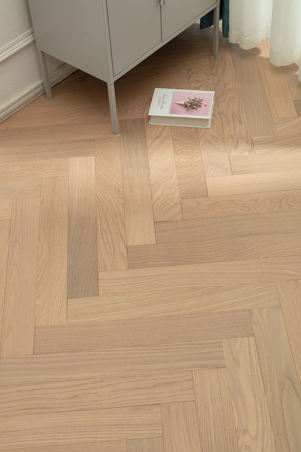 9207 Herringbone Art Parquet  Full Birch Multi-layer Core Solid Wood Oak Veneer Brushed Engineered Flooring