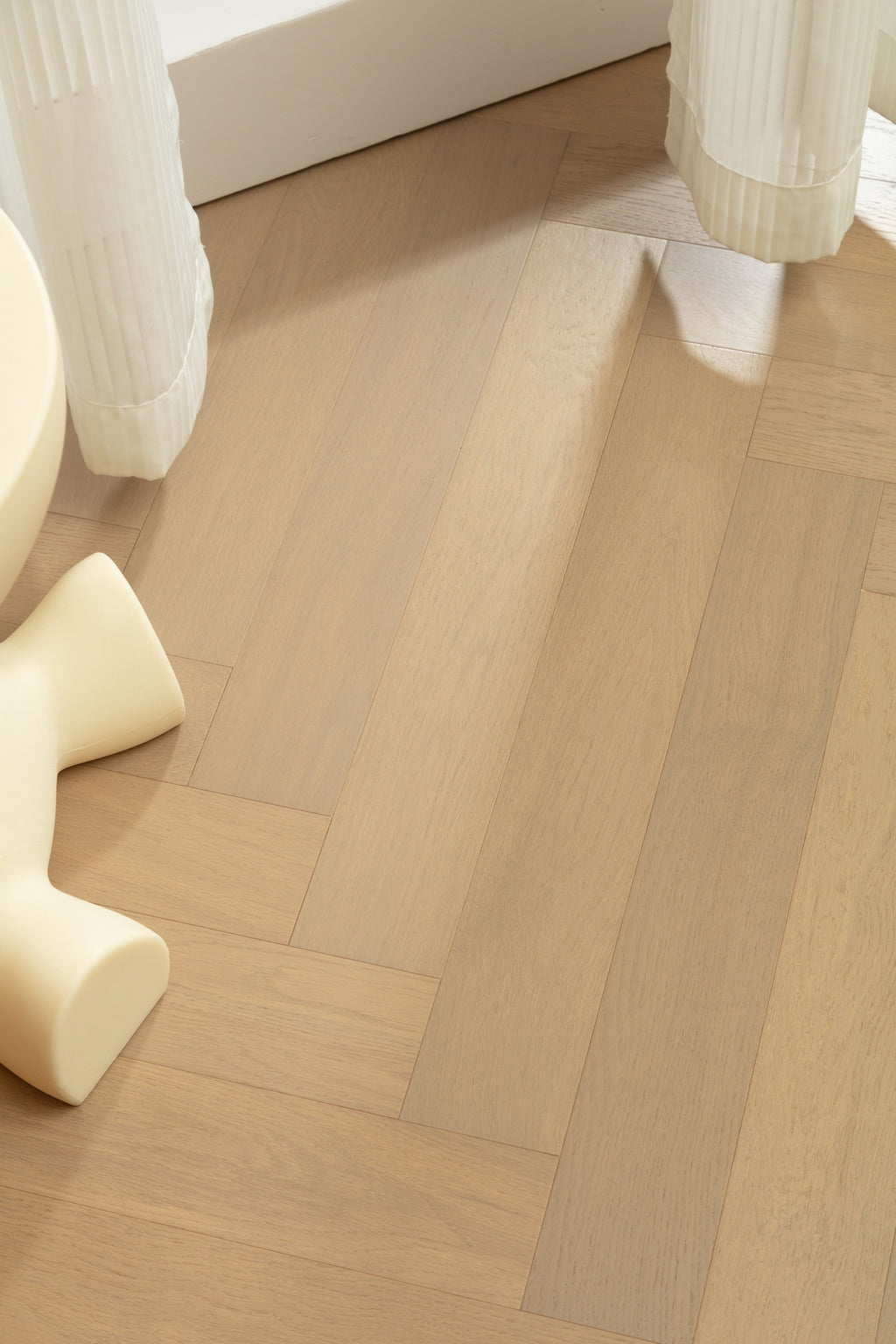 9230 Herringbone Art Parquet Full Birch Multi-layer Core Solid Wood Oak Veneer Brushed Engineered Flooring