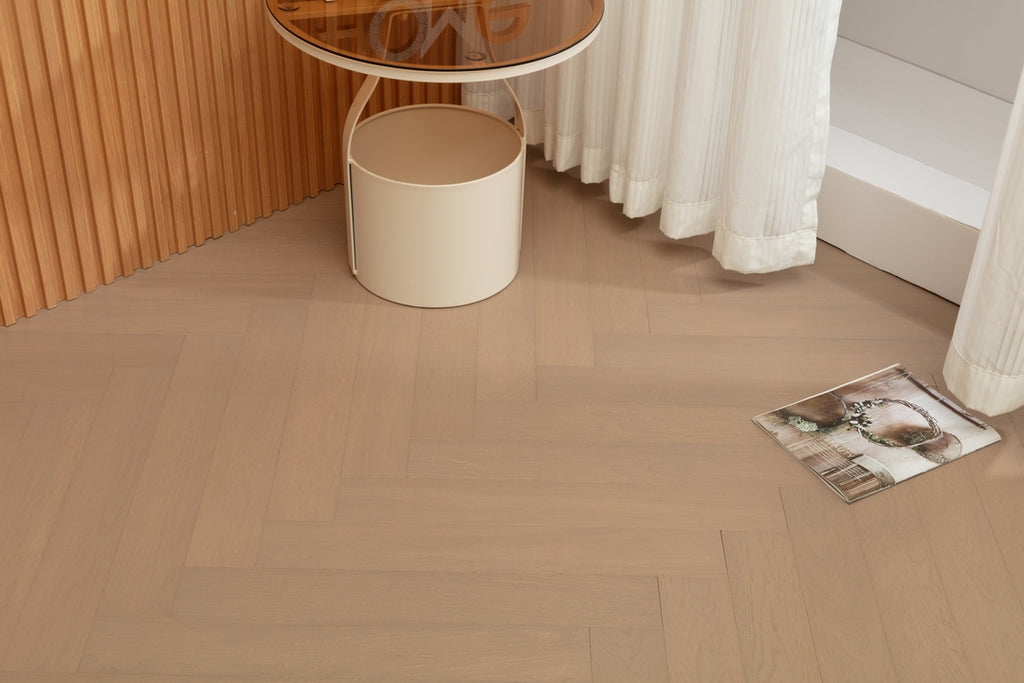 9231 Herringbone Art Parquet Full Birch Multi-layer Core Solid Wood Oak Veneer Engineered Flooring