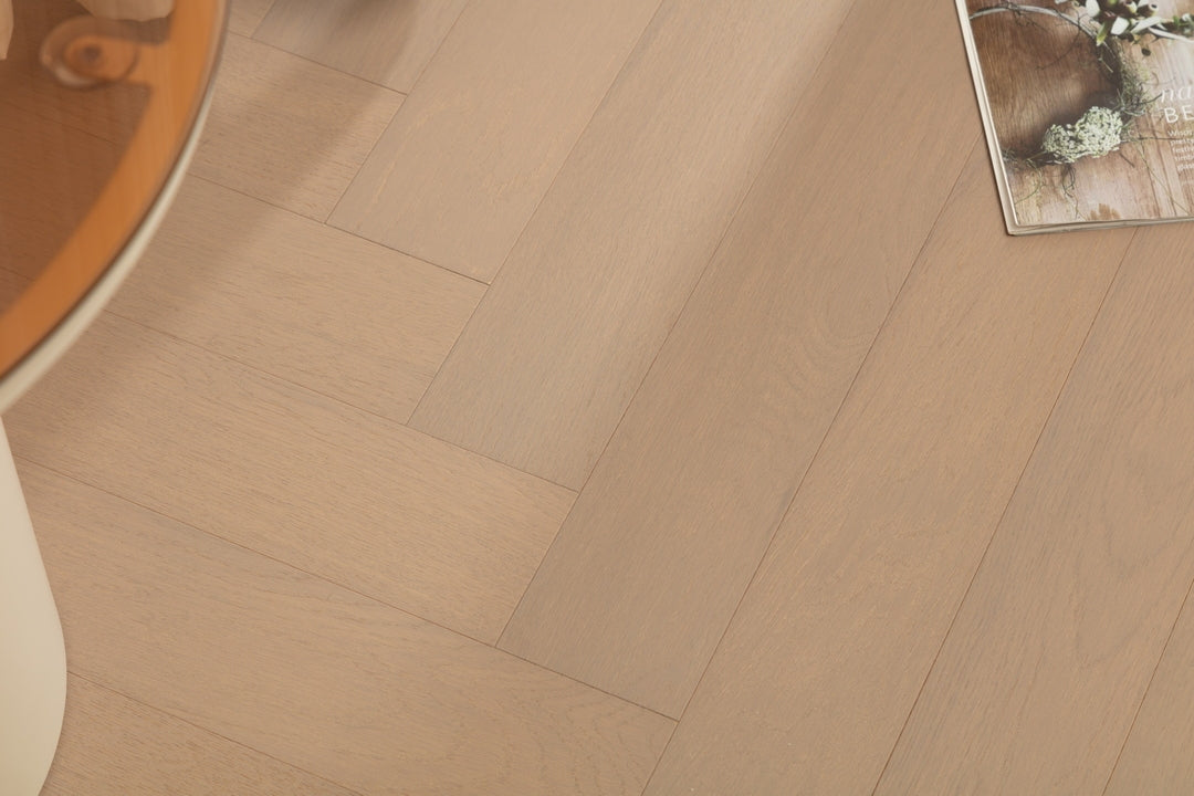 9231 Herringbone Art Parquet Full Birch Multi-layer Core Solid Wood Oak Veneer Engineered Flooring