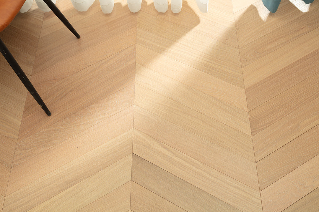 9506 Chevron Art Parquet Full Birch Multi-layer Core Solid Wood Oak Veneer Engineered Flooring
