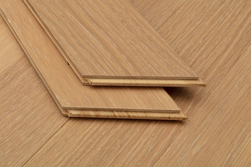 9506 Chevron Art Parquet Full Birch Multi-layer Core Solid Wood Oak Veneer Engineered Flooring