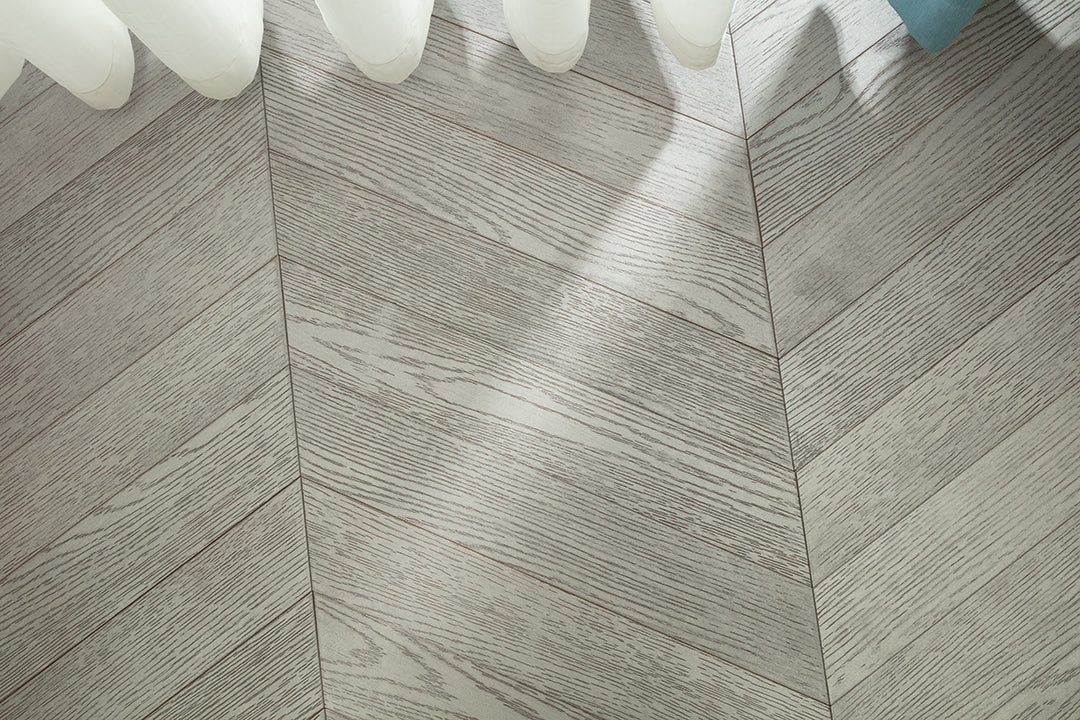 9509 Chevron Art Parquet Metallic UV Finish Full Birch Multi-layer Core Solid Wood Oak Veneer Engineered Flooring