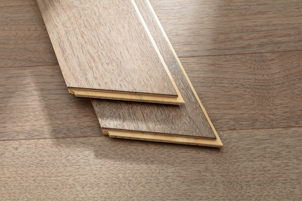 9515 Chevron Art Parquet Metallic UV Finish Full Birch Multi-layer Core Solid Wood Black Walnut Veneer  Engineered Flooring