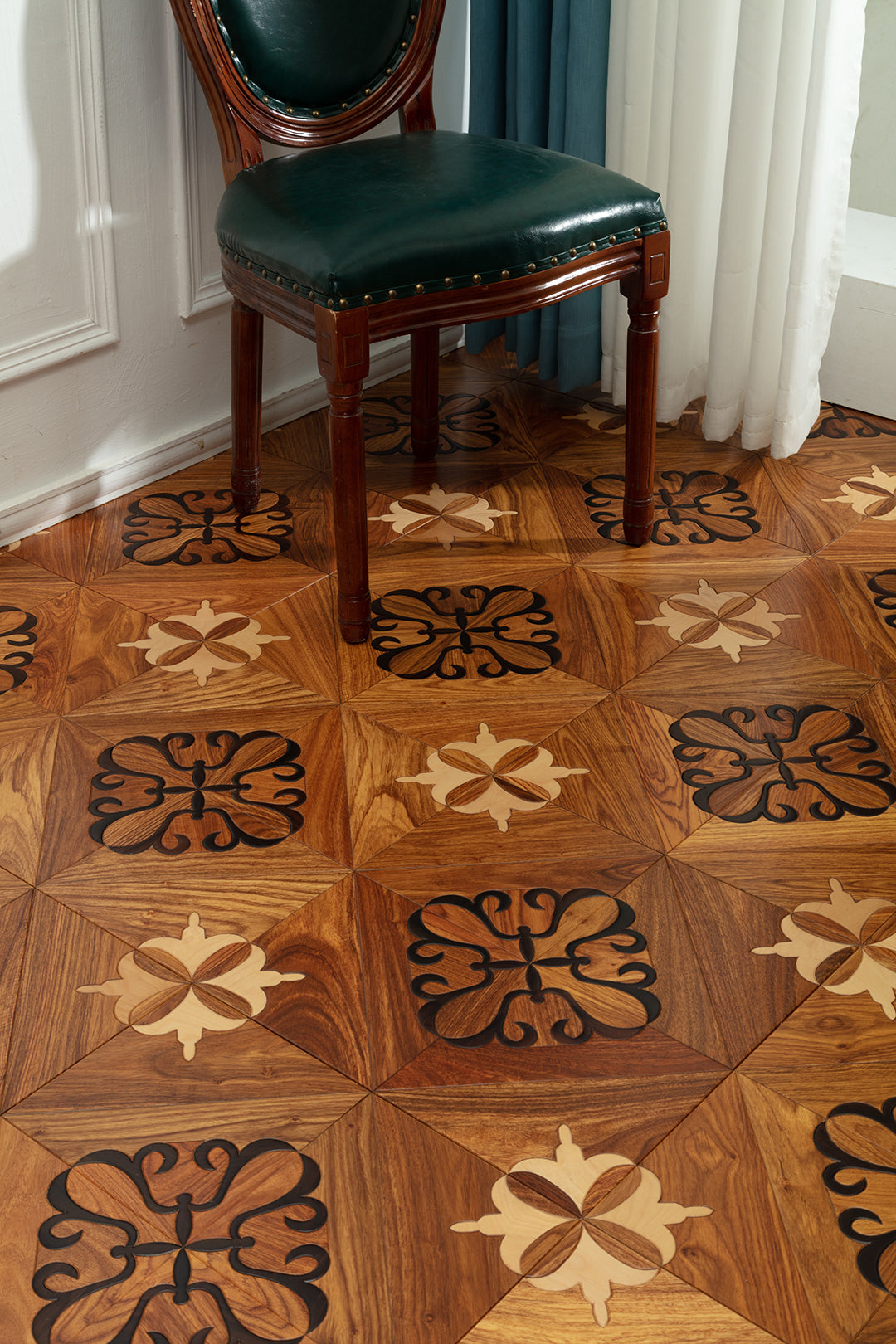 9108  Contrast Oak Scrollwork Inlay Classic Palace-Style Luxury Art Wood Flooring | Marquetry Art Parquet Series