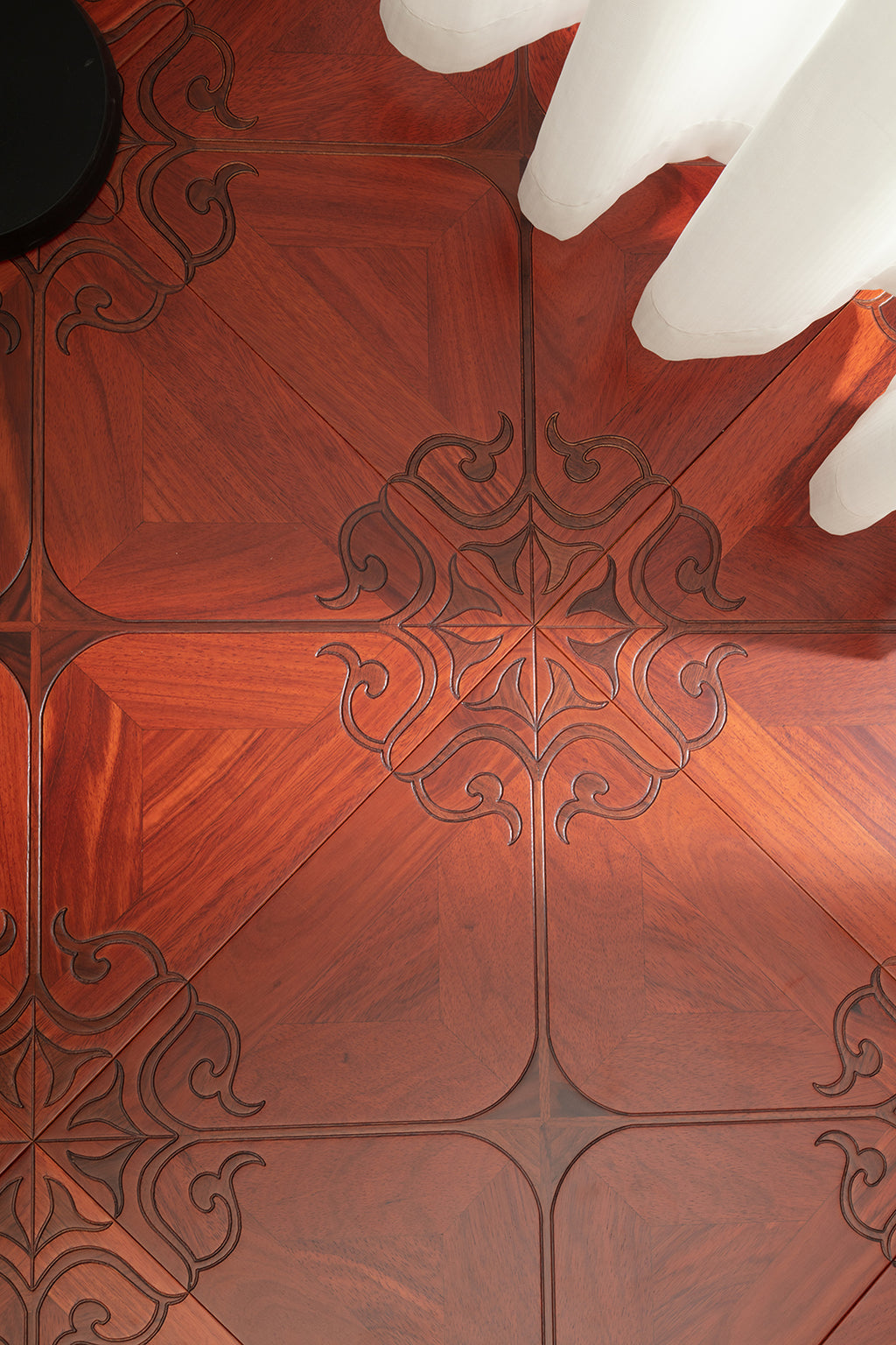 9156 Padauk & Black Walnut Ornate Scroll Floral Marquetry Parquet Flooring | Hand‑PU Finish Marquetry Art Parquet Series