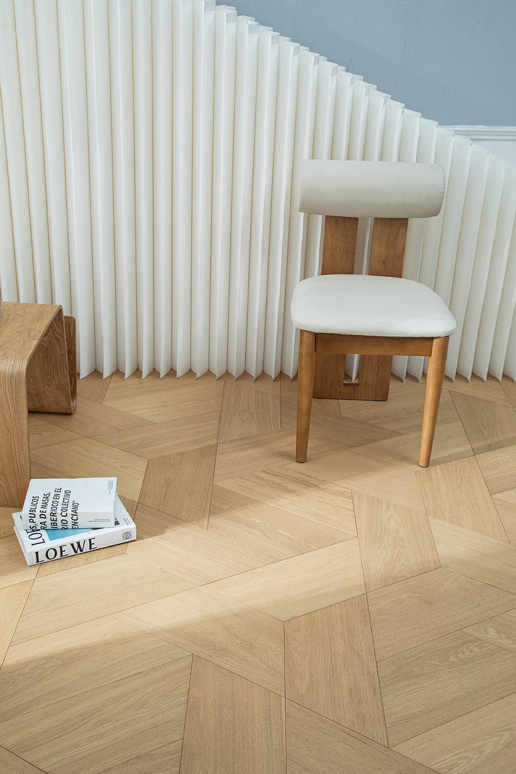 YXPX03 Trapezoid Contour Art Parquet Full Birch Multi-layer Core Solid Wood Oak Veneer Flush Joint Engineered Flooring