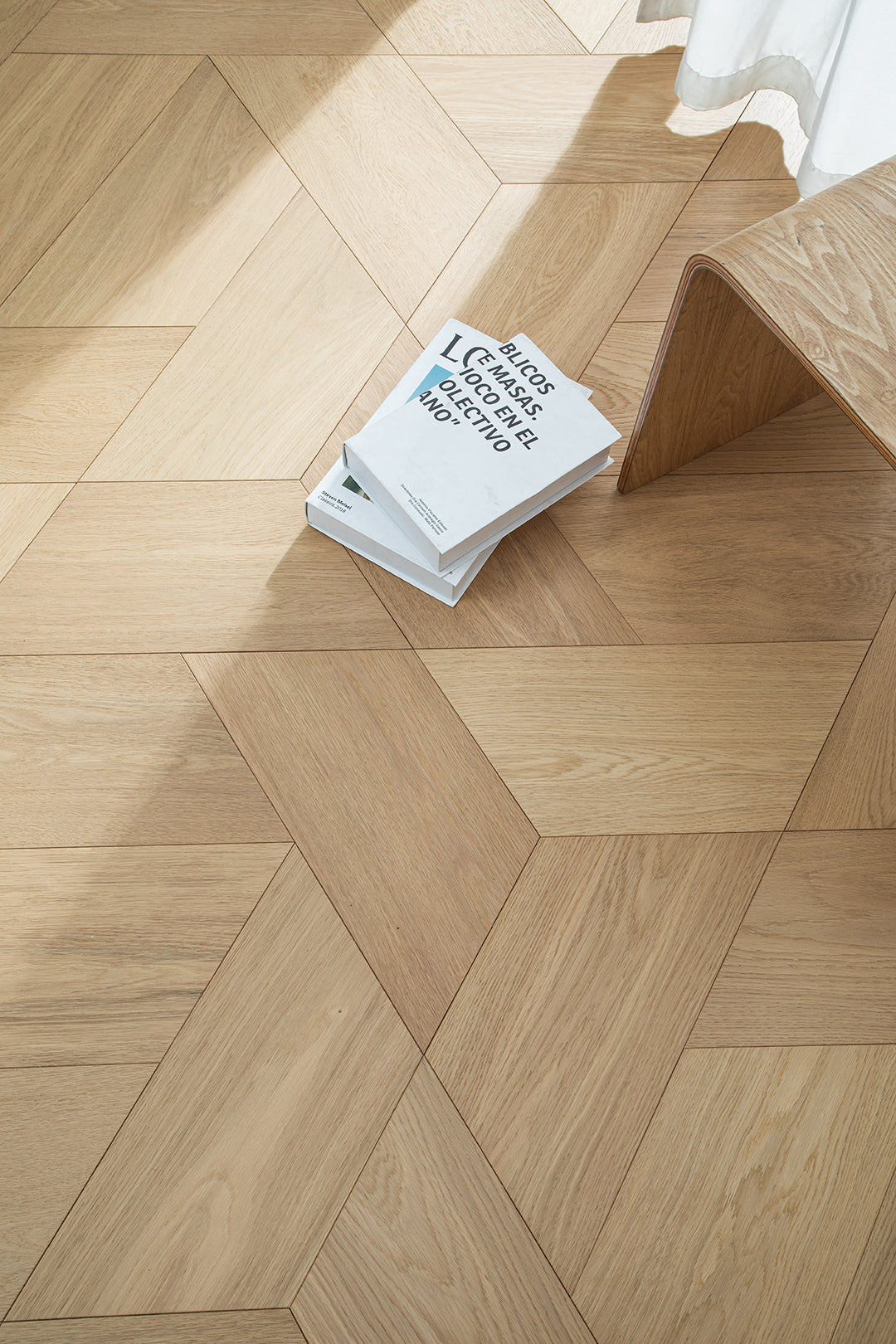 YXPX03 Trapezoid Contour Art Parquet Full Birch Multi-layer Core Solid Wood Oak Veneer Flush Joint Engineered Flooring
