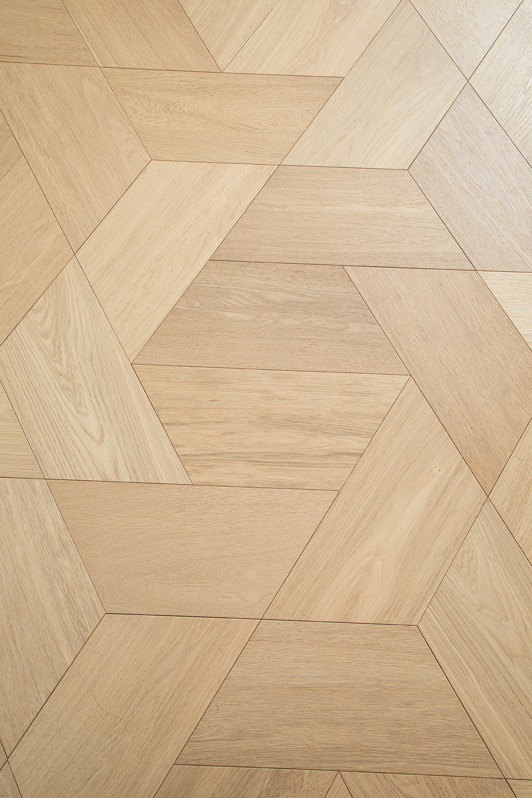 YXPX03 Trapezoid Contour Art Parquet Full Birch Multi-layer Core Solid Wood Oak Veneer Flush Joint Engineered Flooring