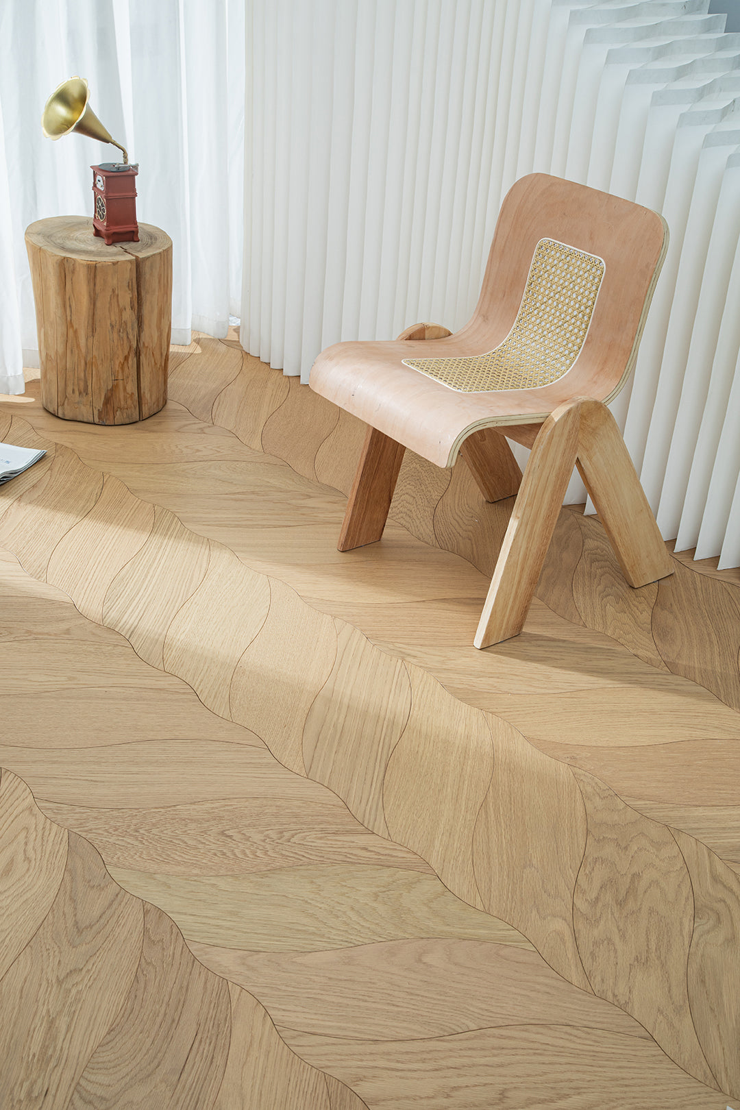YXPX05 Petal  Contour Art Parquet Full Birch Multi-layer Core Solid Wood Oak Veneer Flush Joint Engineered Flooring