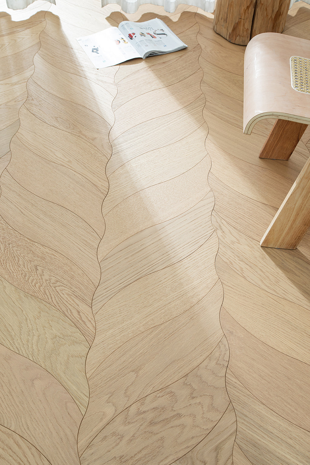 YXPX05 Petal  Contour Art Parquet Full Birch Multi-layer Core Solid Wood Oak Veneer Flush Joint Engineered Flooring