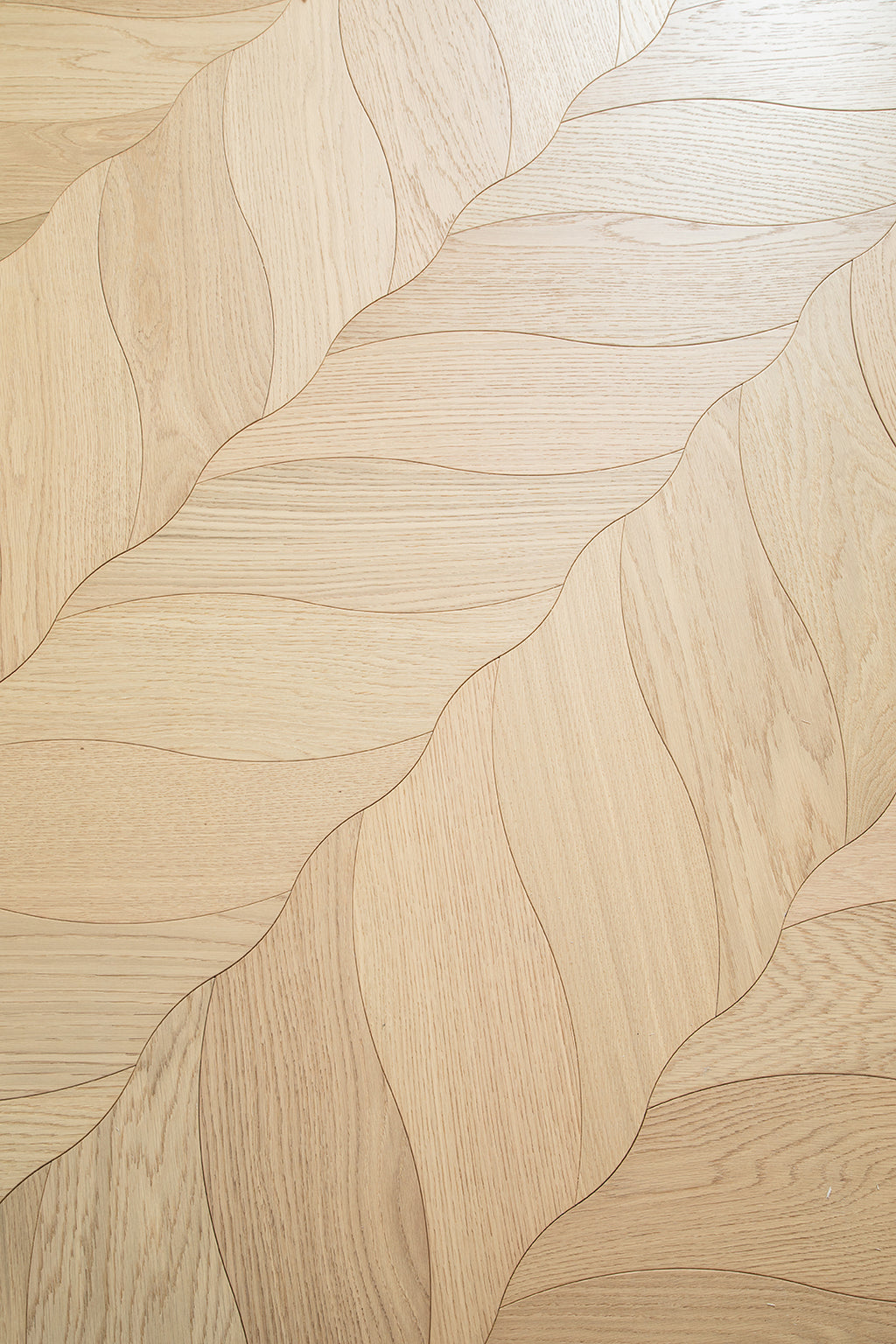 YXPX05 Petal  Contour Art Parquet Full Birch Multi-layer Core Solid Wood Oak Veneer Flush Joint Engineered Flooring