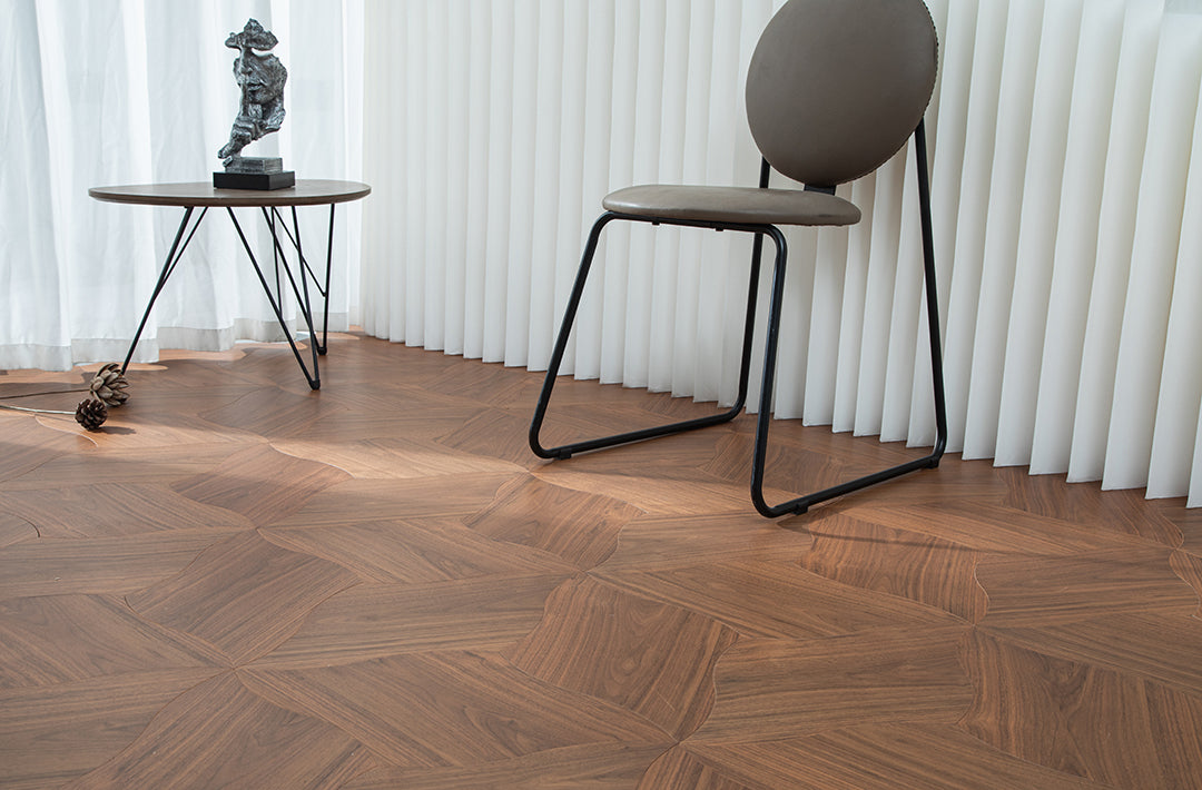 YXPH01 Quatrefoil Contour Art Parquet Full Birch Multi-layer Core Solid Wood Black Walnut Veneer Flush Joint Engineered Flooring