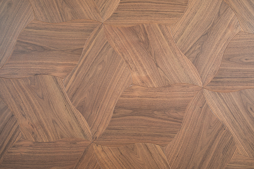 YXPH01 Quatrefoil Contour Art Parquet Full Birch Multi-layer Core Solid Wood Black Walnut Veneer Flush Joint Engineered Flooring