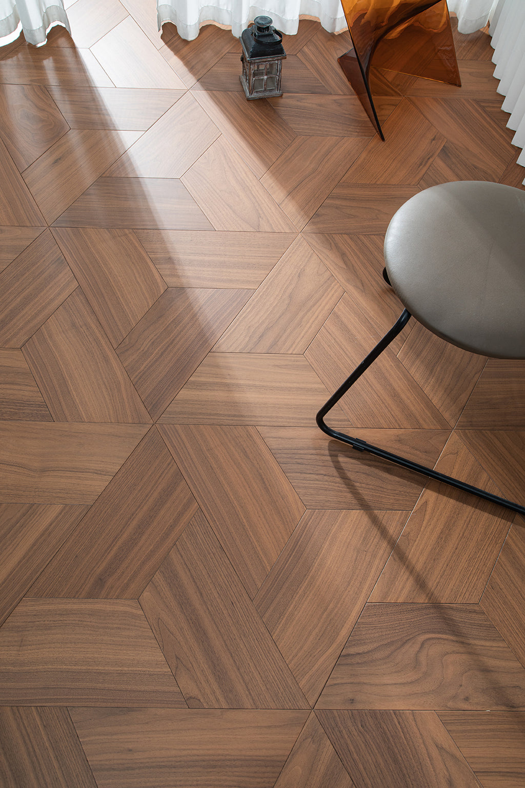 YXPH03 Trapezoid Contour Art Parquet Full Birch Multi-layer Core Solid Wood Black Walnut Veneer Flush Joint Engineered Flooring