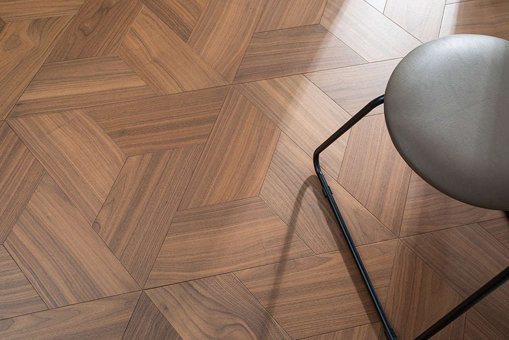 YXPH03 Trapezoid Contour Art Parquet Full Birch Multi-layer Core Solid Wood Black Walnut Veneer Flush Joint Engineered Flooring
