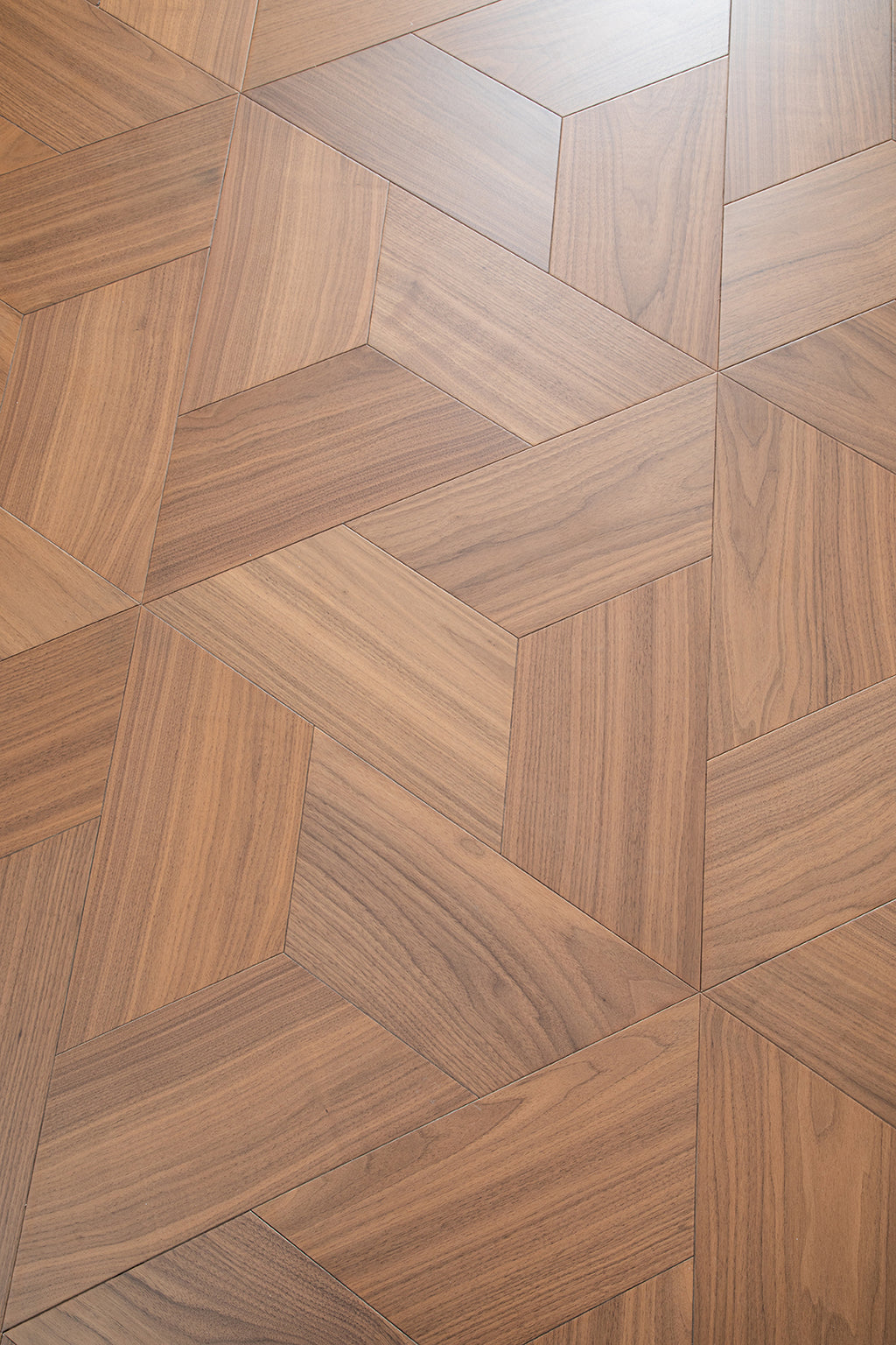 YXPH03 Trapezoid Contour Art Parquet Full Birch Multi-layer Core Solid Wood Black Walnut Veneer Flush Joint Engineered Flooring