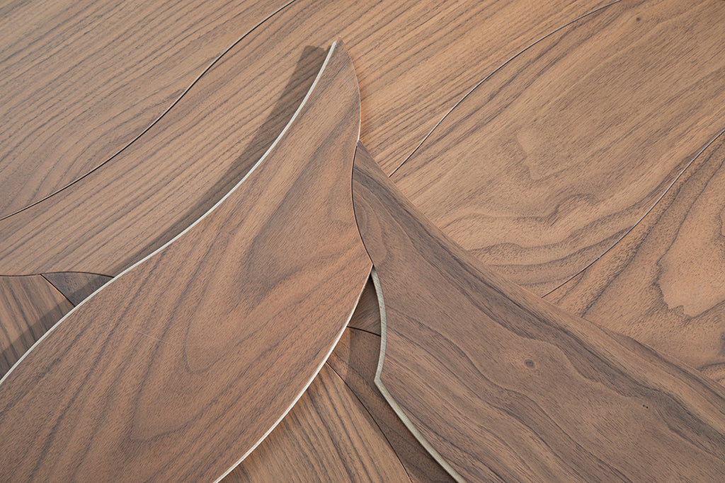 YXPH05 Petal Contour Art Parquet Full Birch Multi-layer Core Solid Wood Black Walnut Veneer Flush Joint Engineered Flooring