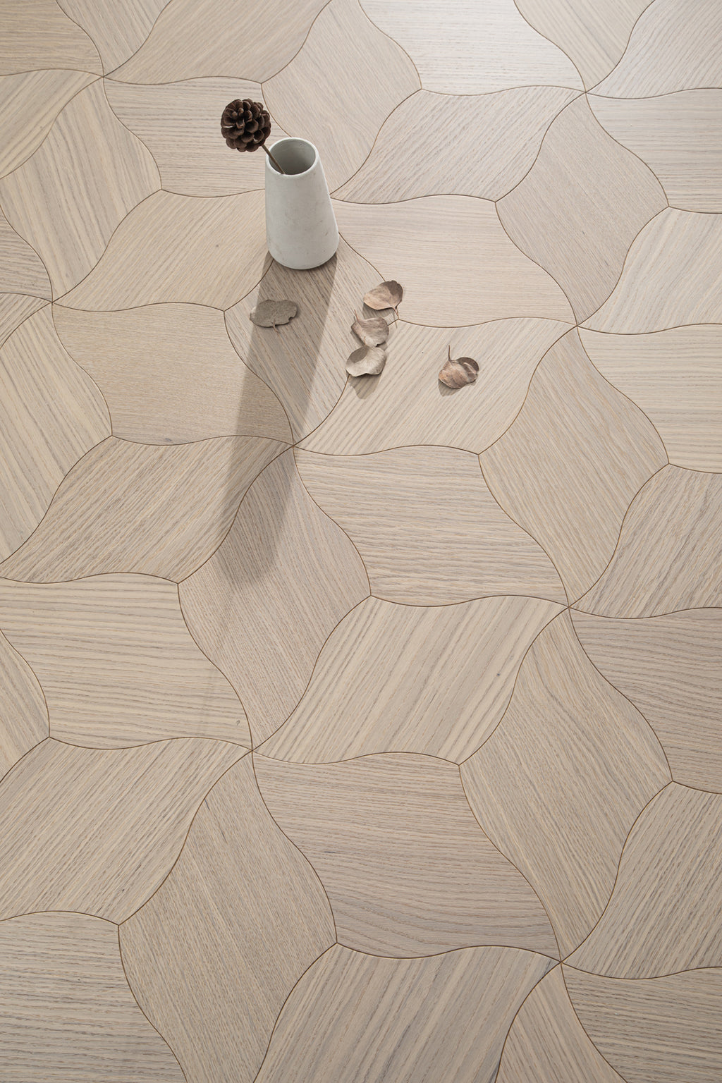 YXPX609 Creamy White Oak Lily Petal Soft Flowing Organic Parquet Flooring | Lily Series